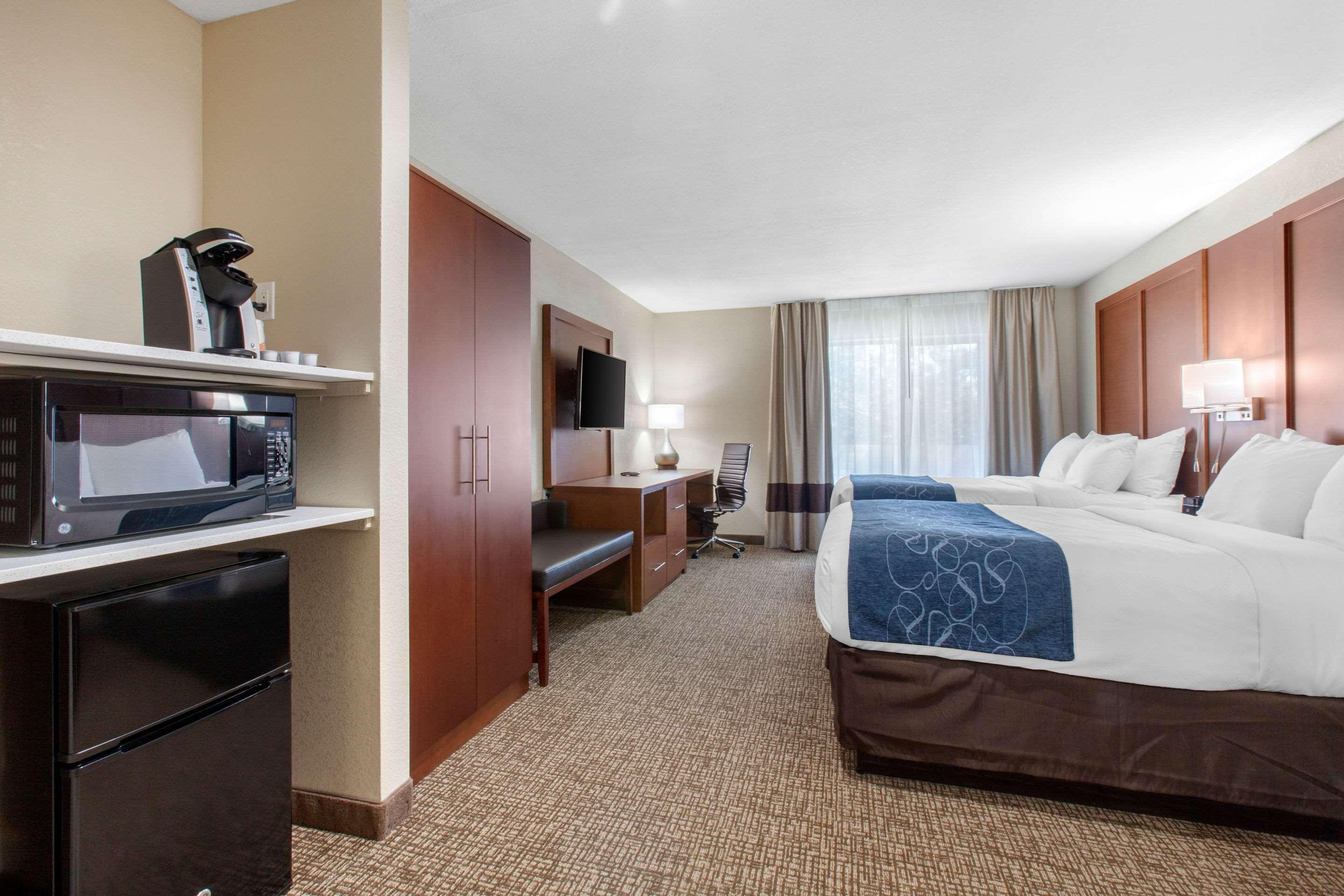Comfort Inn & Suites Pinetop Show Low Lakeside Exterior foto